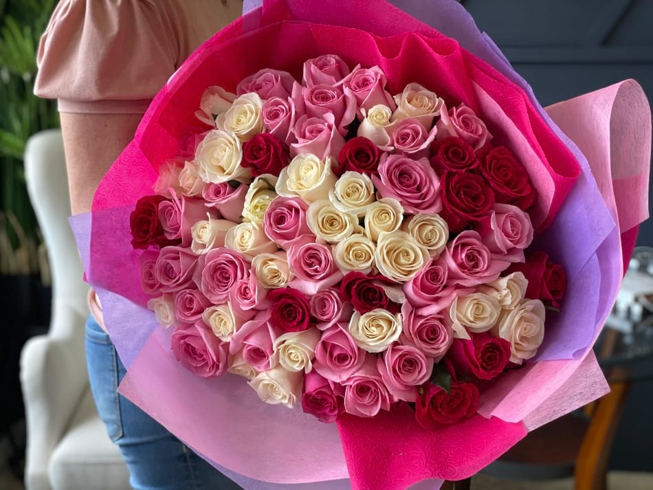 75 White Pink And Red Roses Luxury Bouquet